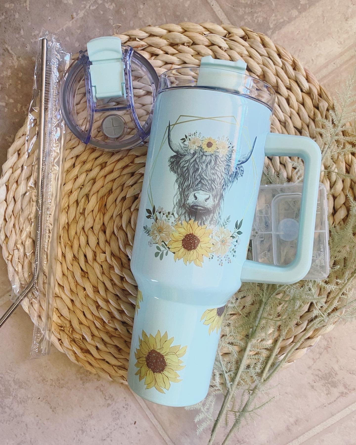 Cow Tumbler Gift| 30oz or 40oz Tumbler with handle, Birthday Anniversary Gift for Western Farmer, Highland cow lovers HFN